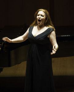 530b8ba206611-preview-620