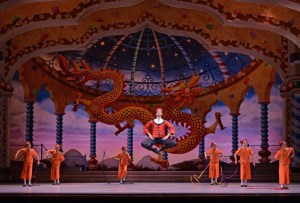 8_charlotte-ballet_jean-pierre-bonnefouxs-nutcracker_humberto-ramazzina-as-tea_photo-by-peter-zay_web-1024x695