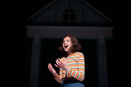 FUN HOME 7