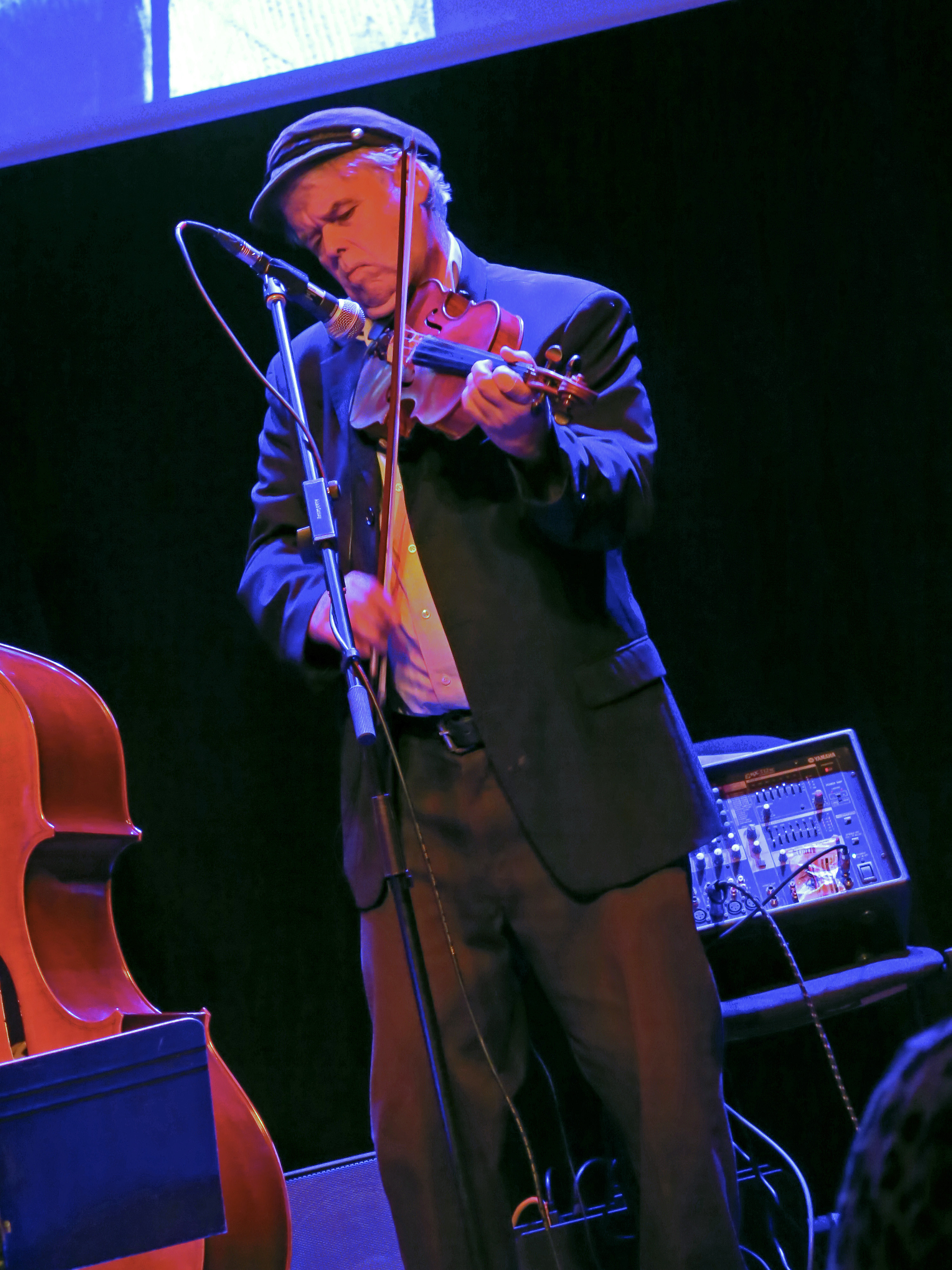 Andy Page Turns Stage Door Theater Into a Hot Club With Django Tribute ...