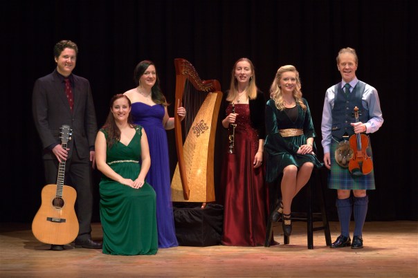 Christmas Troupe 2018 -100 press